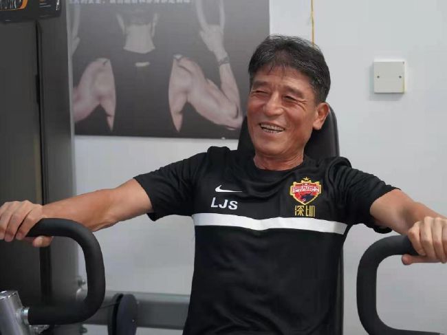 当我看到达莱西奥和切鲁比尼等孩子感到快乐时，这种联系就会保持下去。